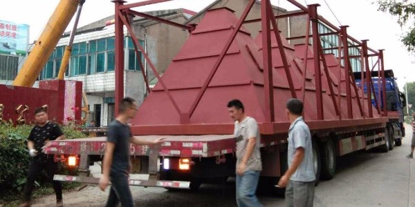 粉塵爆炸需要格外注意，廠家耀先建議選擇脈沖布袋除塵器來預防！