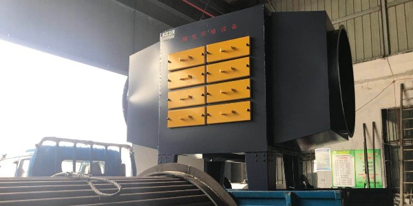 耀先活性炭吸附設(shè)備