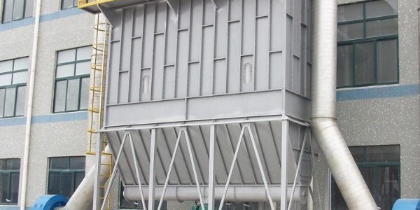 廢氣處理廠家耀先生產車間忙忙碌碌，為您解決車間廢氣問題